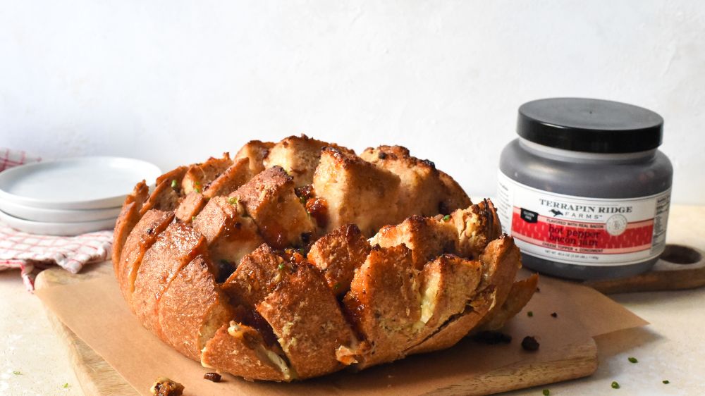 Pull-Apart Bread with Brie & Hot Pepper Bacon Jam Pull-Apart Bread with Brie & Hot Pepper Bacon Jam